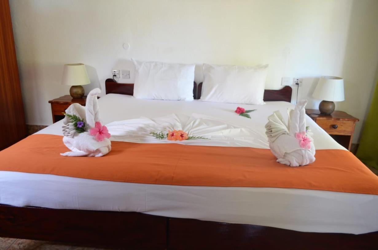 Rising Sun Guesthouse ลาดิก ภายนอก รูปภาพ