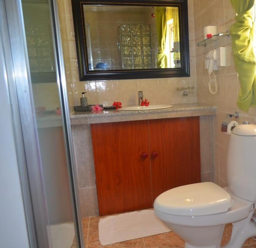 Rising Sun Guesthouse ลาดิก ภายนอก รูปภาพ