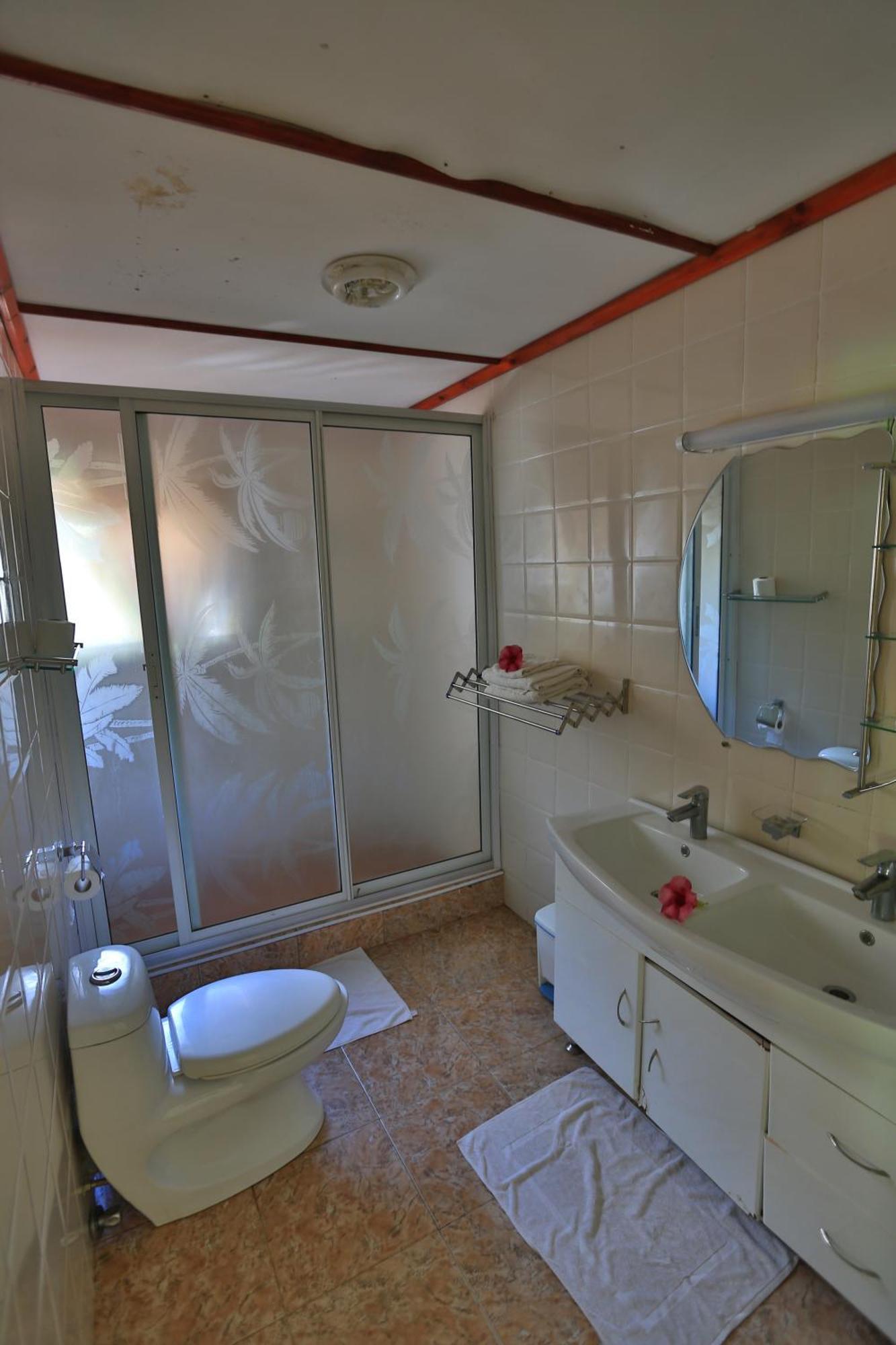 Rising Sun Guesthouse ลาดิก ห้อง รูปภาพ